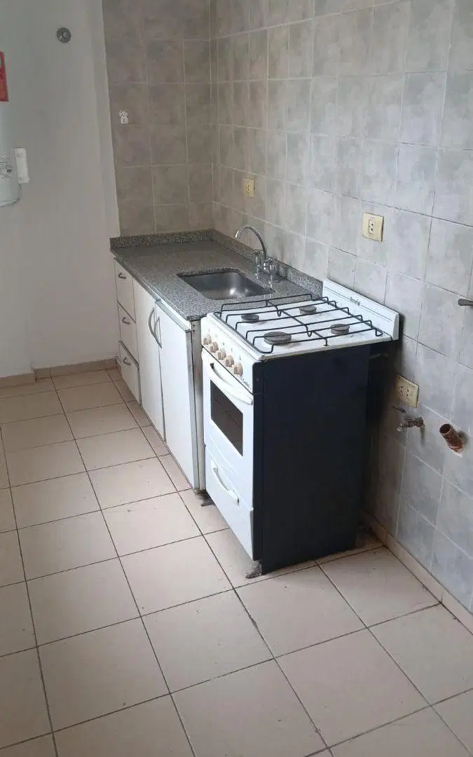 Alberdi /6 piso /a una cuadra plaza colon /excelente ubicación/ amplio 3