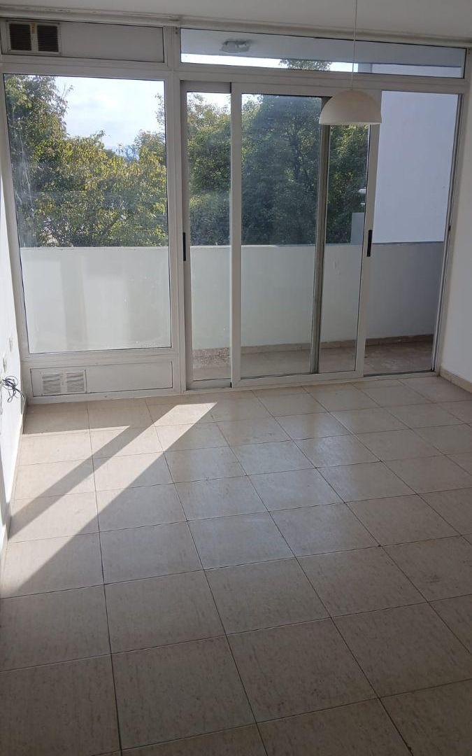 Foto de A metros de la plaza alta cordoba/externo /balcon OTRO CON COCHERA Y, imagen 4