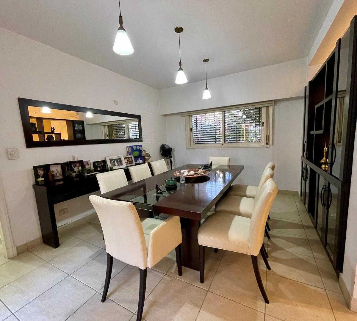 Foto de Imperdible CASA en VENTA en la mejor zona de Villa Adelina, imagen 4