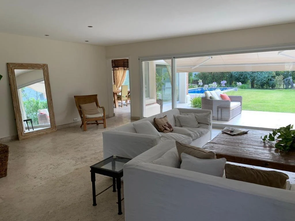 Foto de Excelente CASA en venta en La ISLA!! Dos suites en PB!, imagen 1