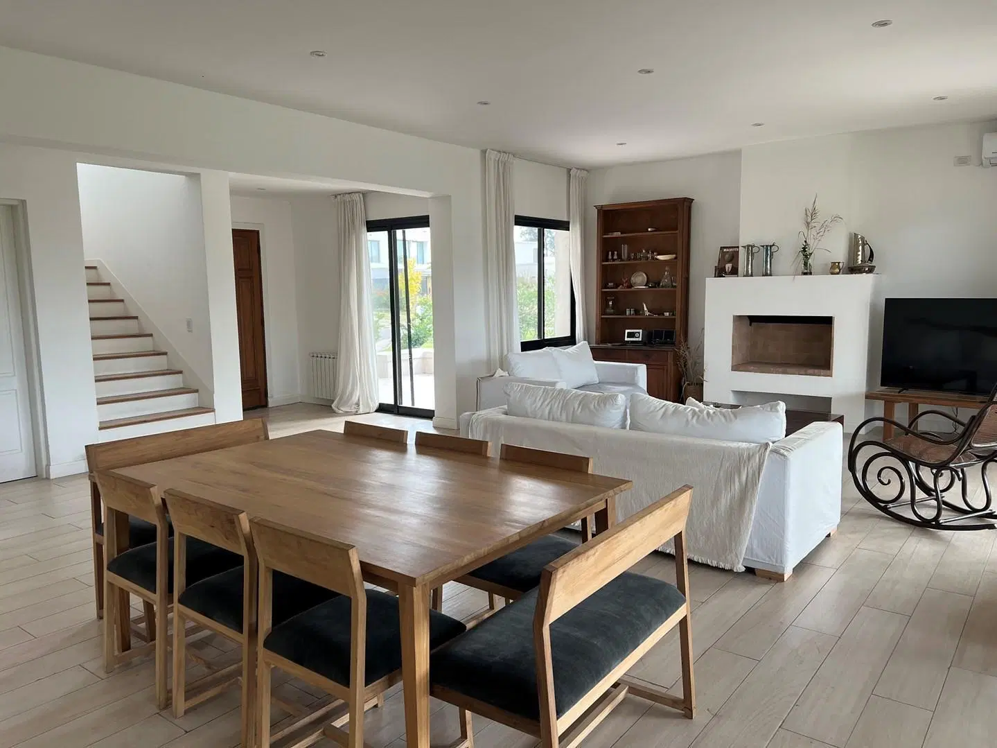 Casa moderna de 6 ambientes en La Calesa, Pilará 5