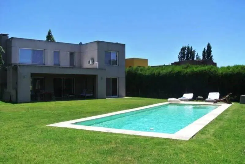 Casa  en Venta en Laguna del Sol, General Pacheco, Tigre 2