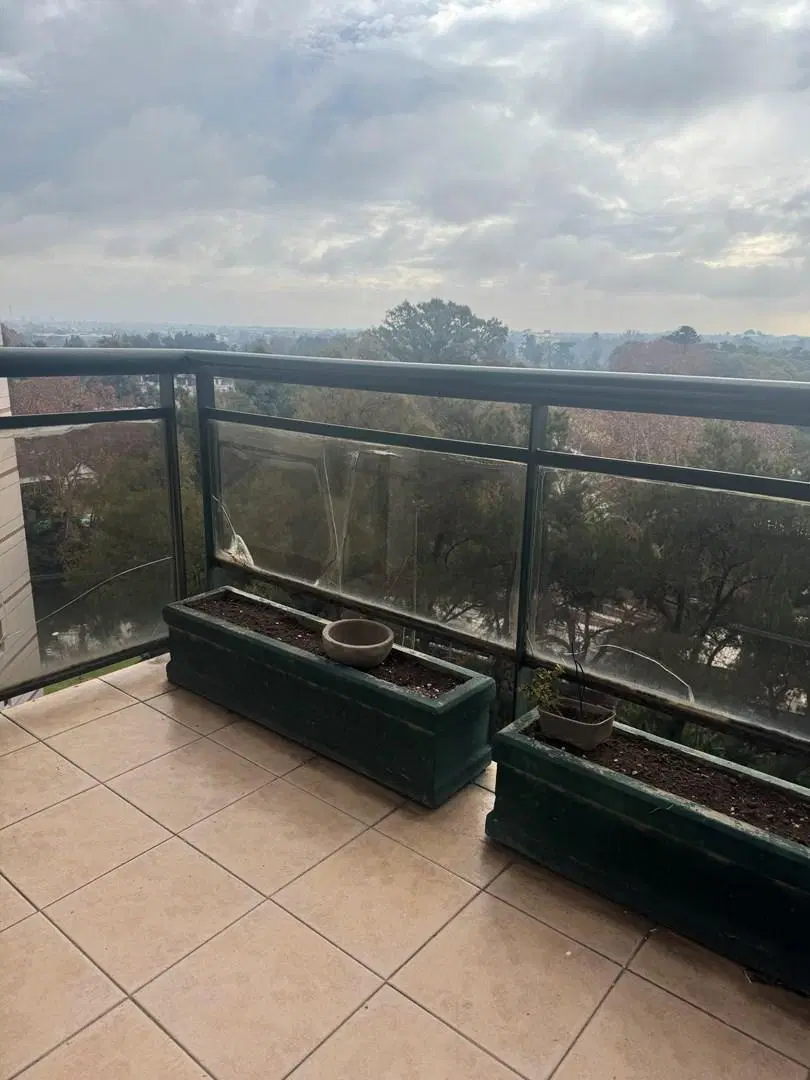 Departamento  en Alquiler con cochera en Riverside 3