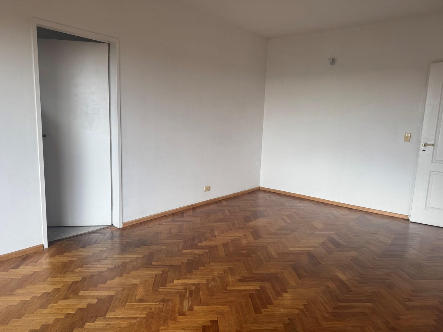 Foto de Departamento en Alquiler con cochera en Riverside, imagen 5