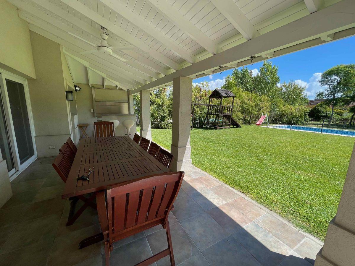 Foto de Oportunidad casa en venta en Los Castores, Nordelta, Tigre, imagen 1