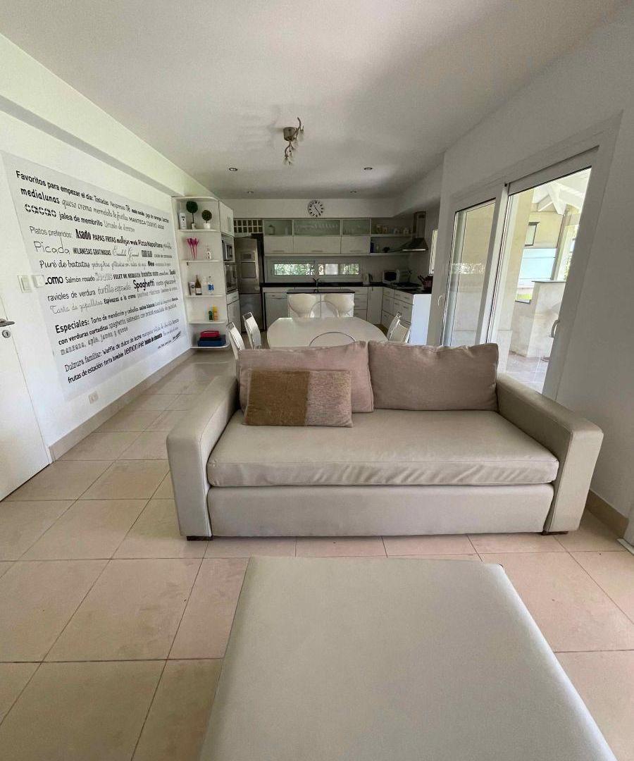 Foto de Oportunidad casa en venta en Los Castores, Nordelta, Tigre, imagen 2