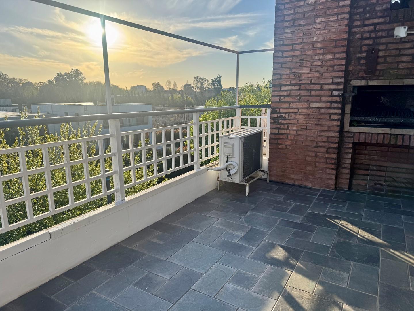 Foto de Departamento en Alquiler en Jardines de San Isidro, San Isidro, G.B.A, imagen 3
