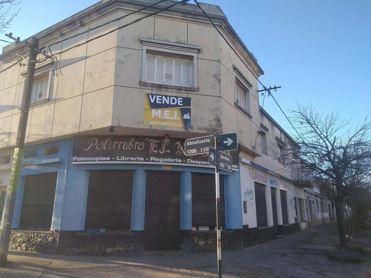 Venta Local + 3 Departamentos B° Pacifico 3