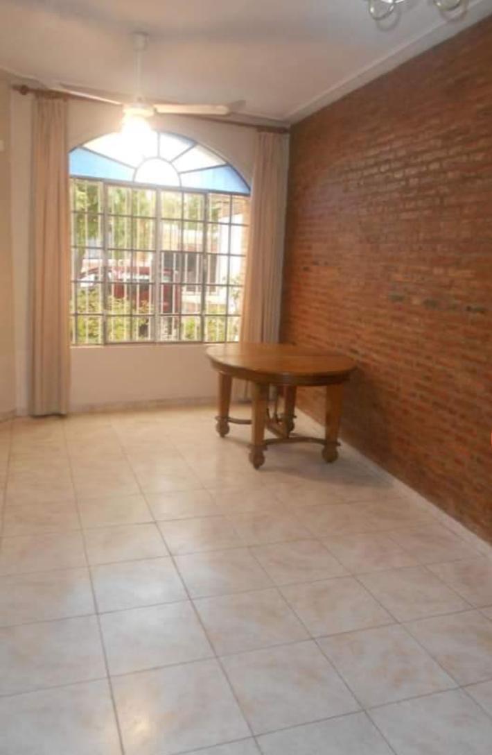 Venta Casa B° Pacífico Retasada! 5