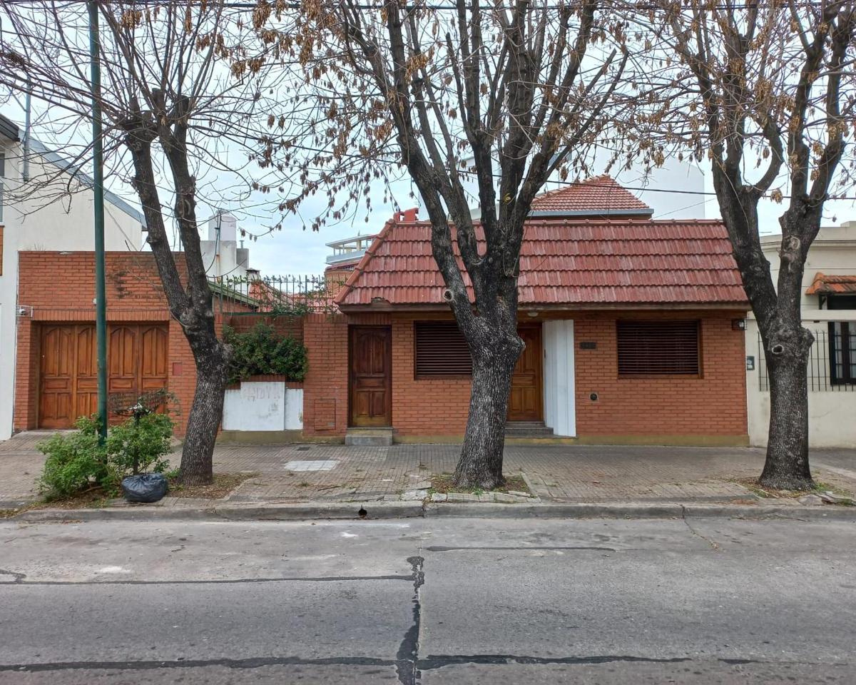 Casa en Venta de 4 Dorm. 3