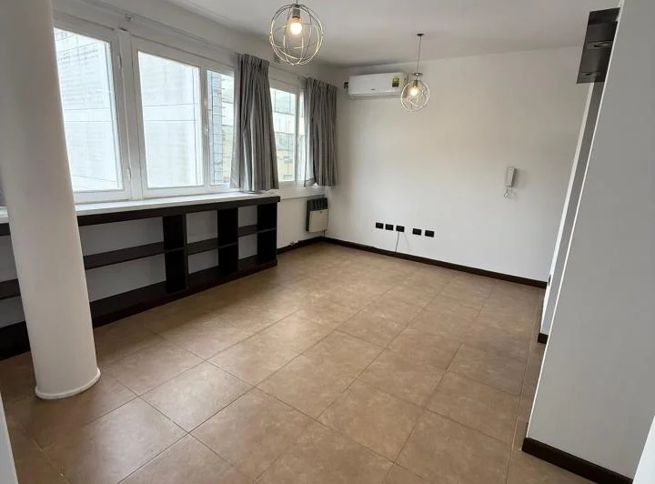 Departamento con cochera en alquiler 3