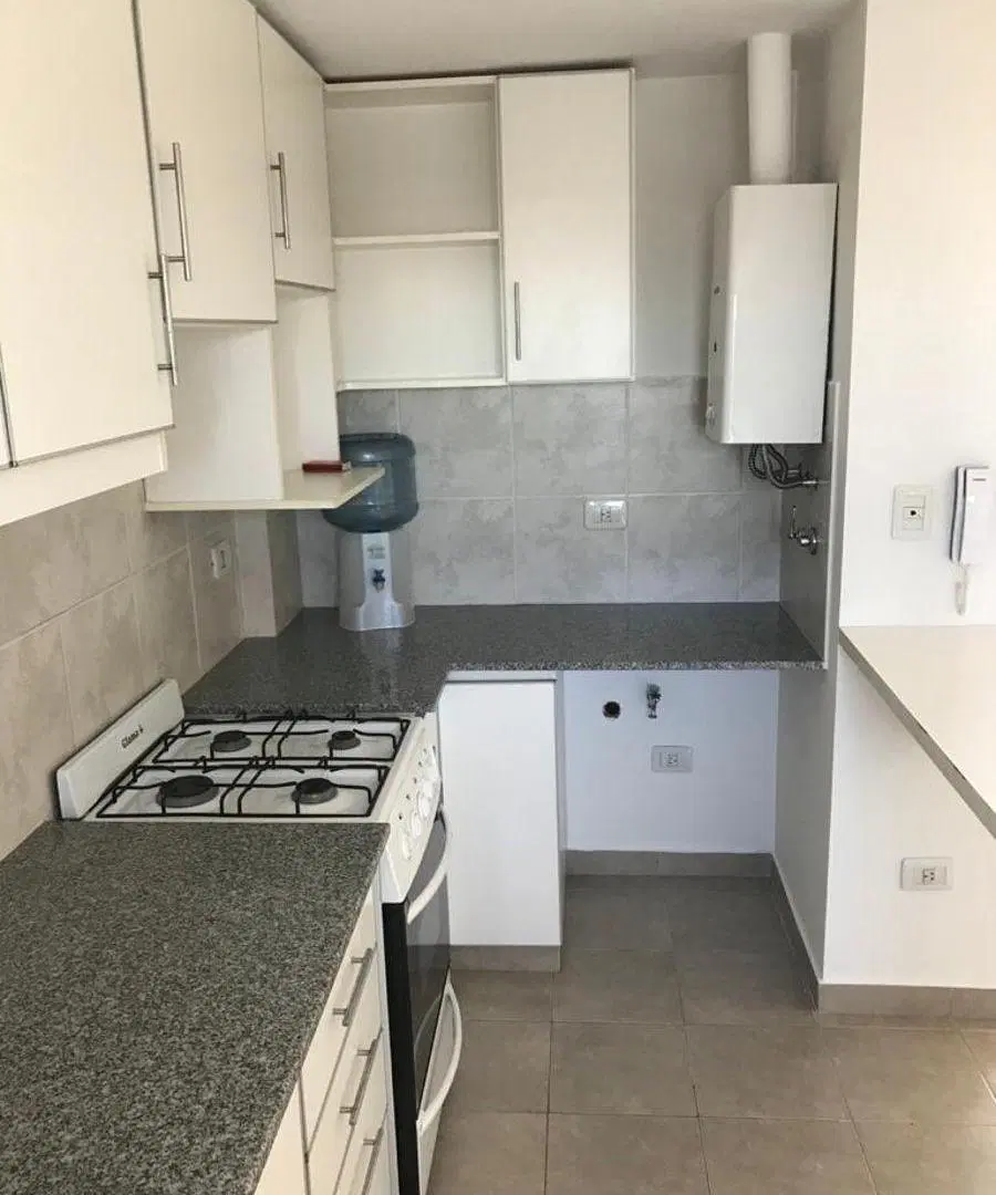 Departamento de 1 dormitorio con terraza propia en alquiler 4