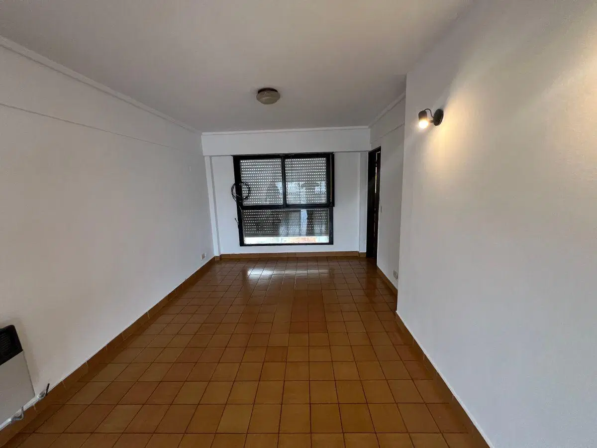 Departamento de 2 dormitorios en venta en La Plata 1