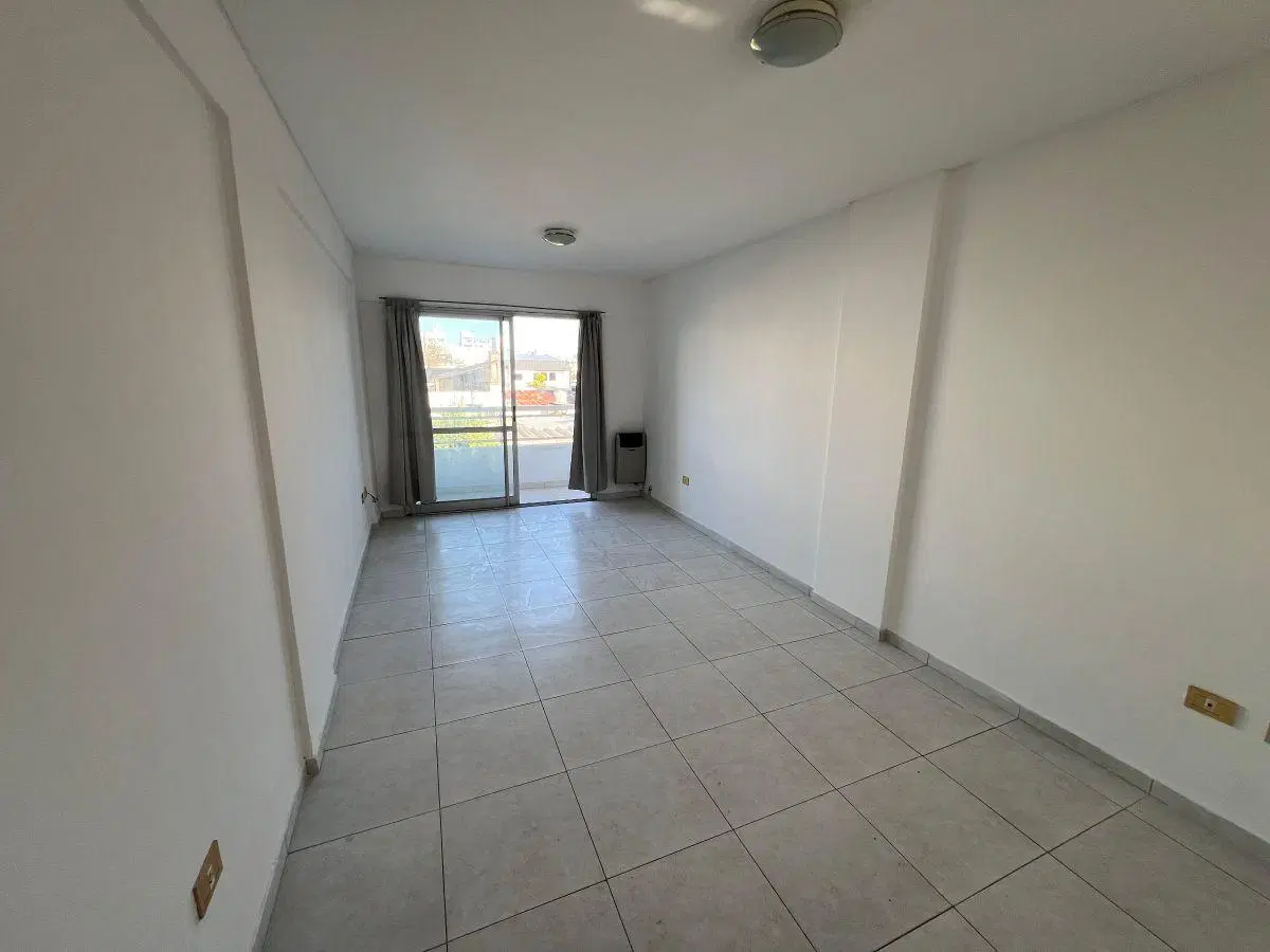 Departamento de 35 m² construidos en alquiler en La Plata 1