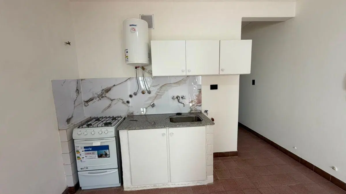 PH de 1 dormitorio al frente en venta 3