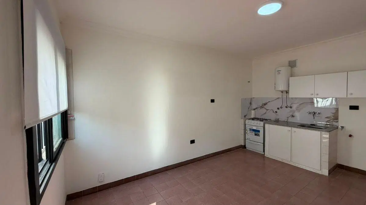 PH de 1 dormitorio al frente en venta 2