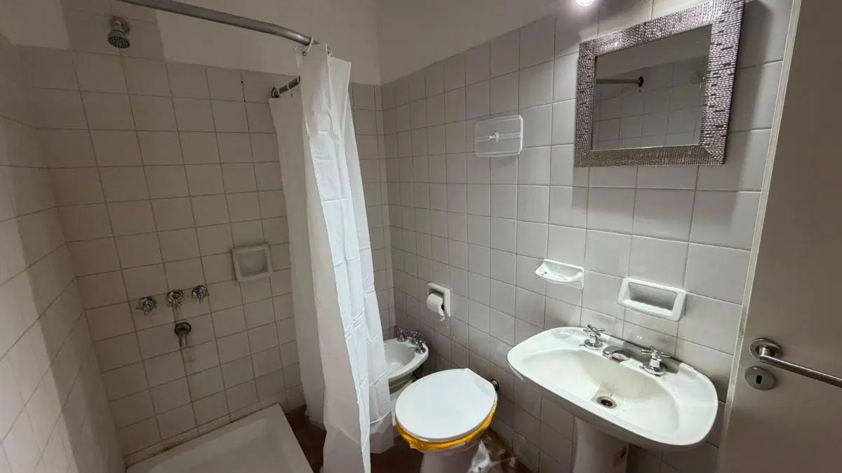 PH de 1 dormitorio al frente en venta 8