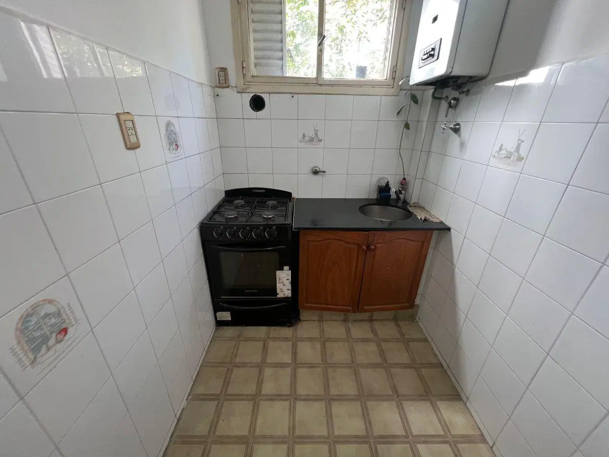 Departamento con 2 dormitorios en alquiler en La Plata 8