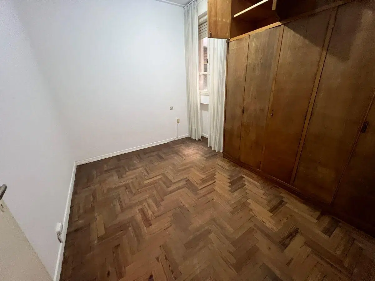 Departamento con 2 dormitorios en alquiler en La Plata 3