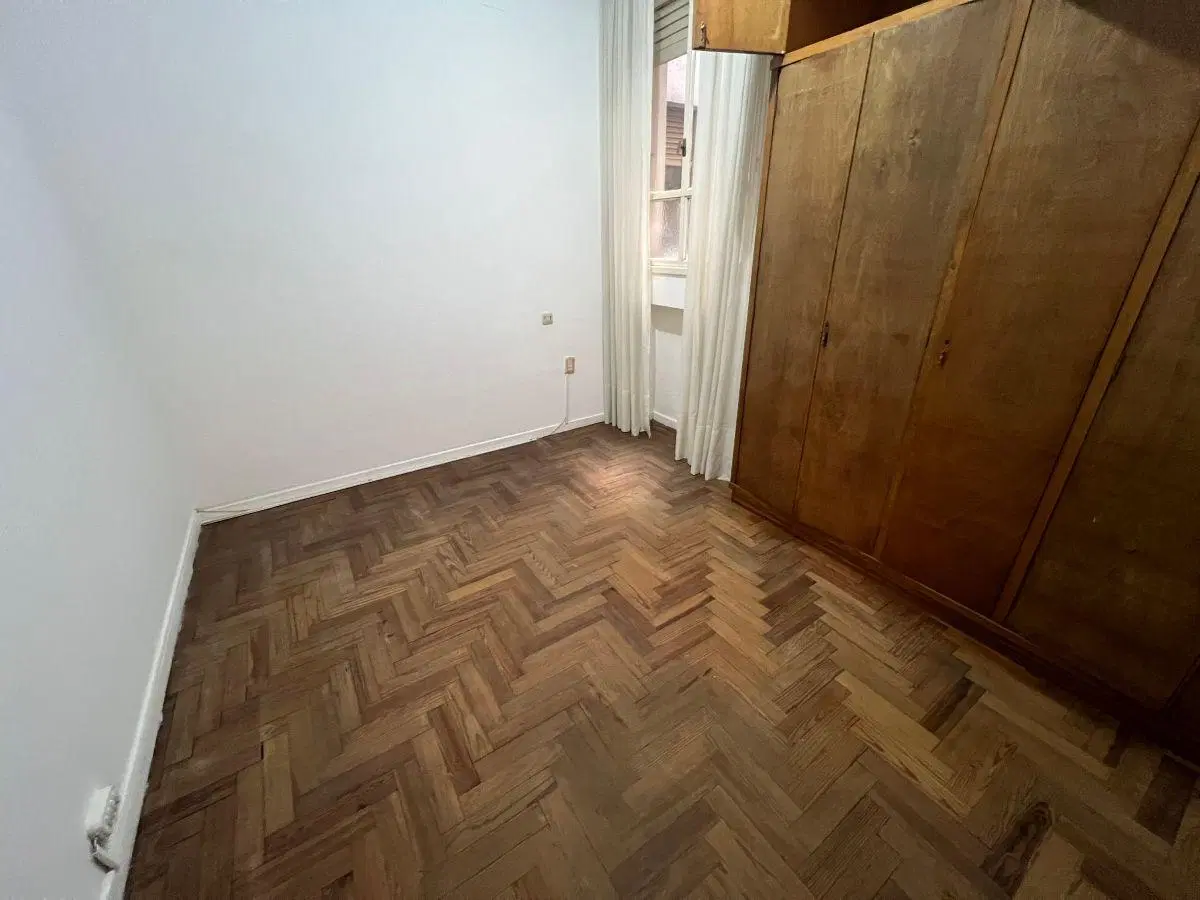 Departamento con 2 dormitorios en alquiler en La Plata 2
