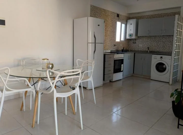 Venta Departamento de 3 amb contrafrente con balcón en Floresta 3