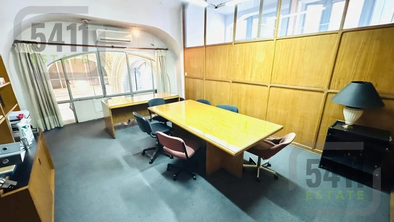 Venta Oficina 183m2 en Palacio Barolo 5