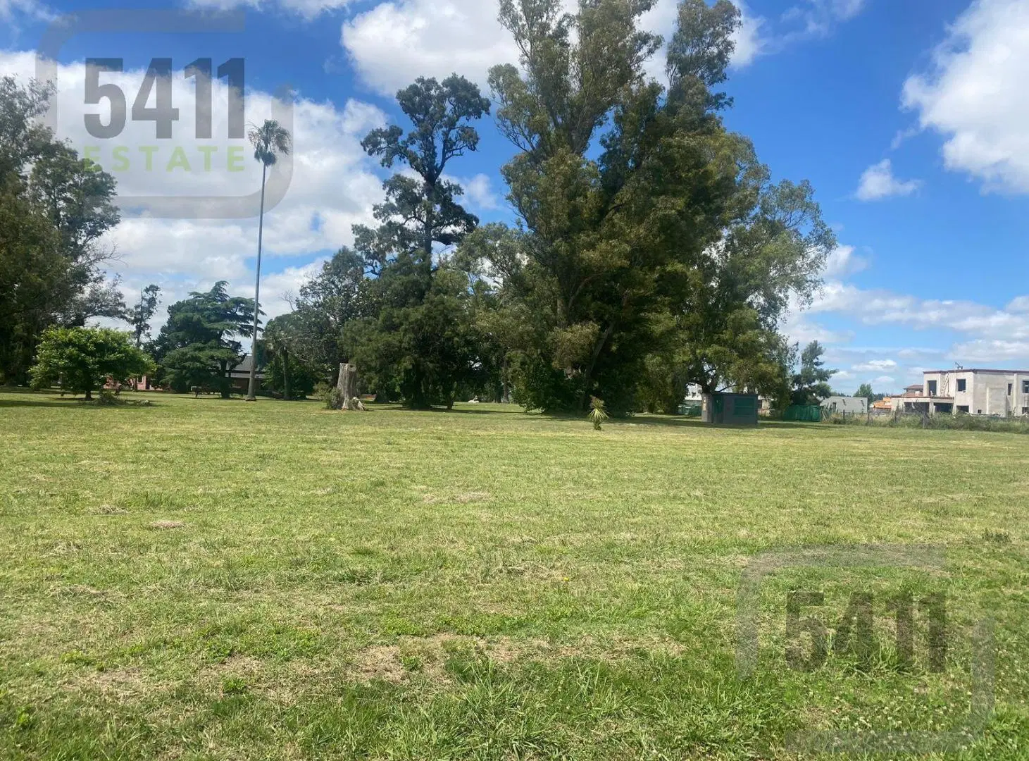 Venta Lote 900m2 en  La Magdalena Barrio Historico en Canning 4