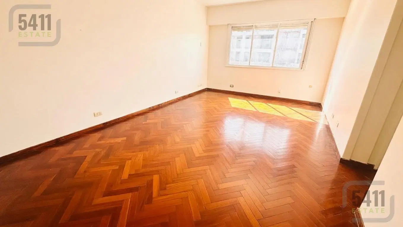 Venta Departamento 3 ambientes contrafrente con dependencia en Almagro 4