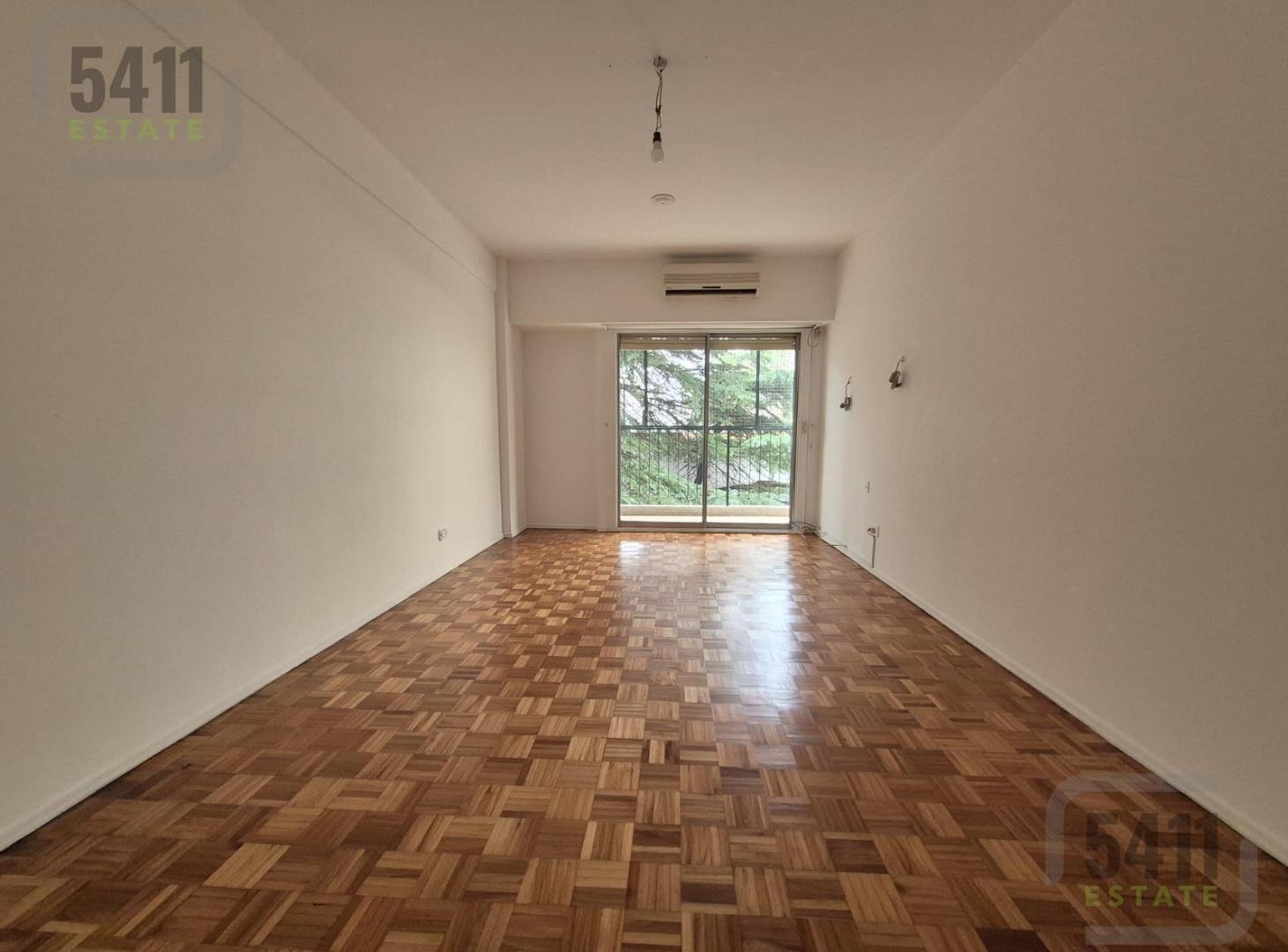 Departamento en Venta 3 Ambientes con dependencia Balcon contrafrente, muy luminoso San Cristobal