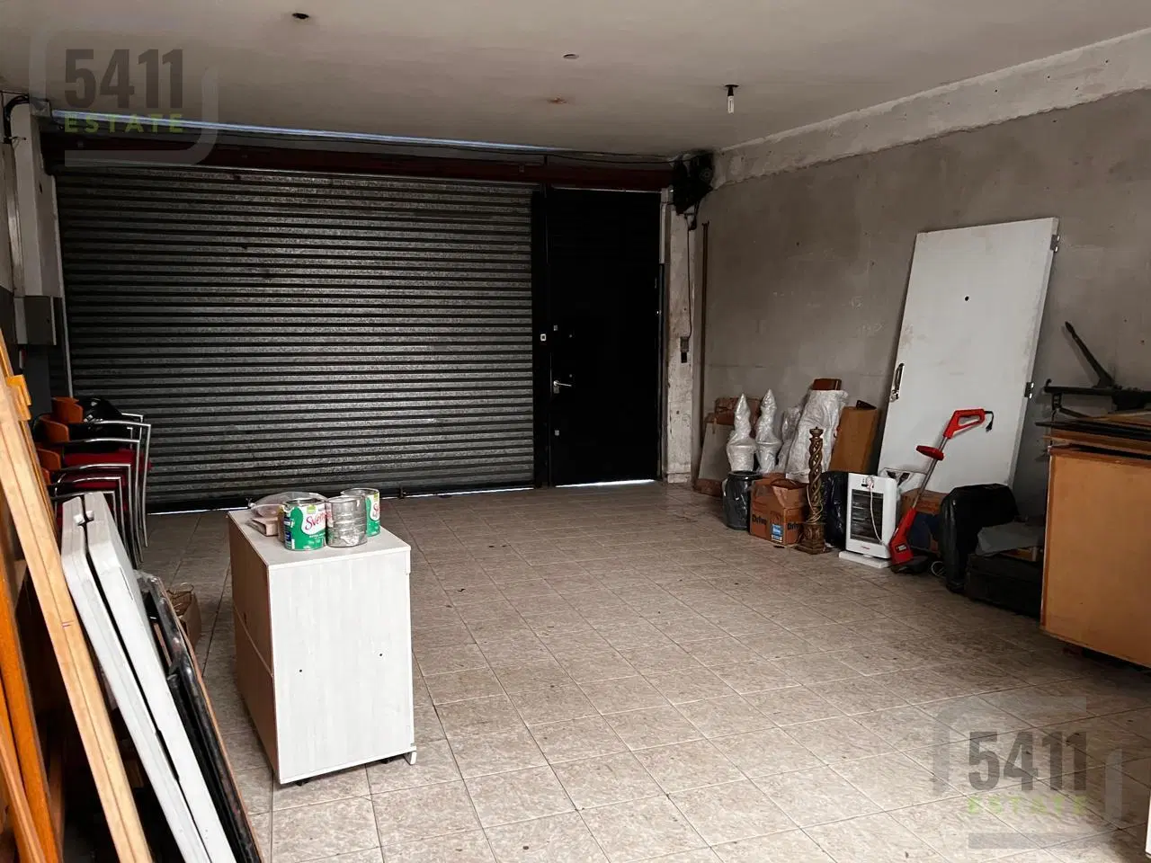 Venta Galpón 300m2   fondo con parque frente a la ruta en Tablada 4