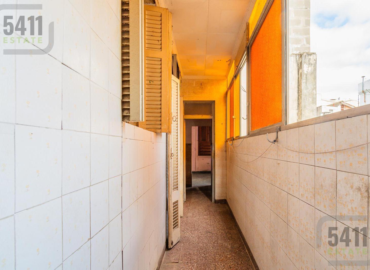 Foto de Venta PH 4 ambientes a refaccionar con terraza y gran potencial, imagen 5