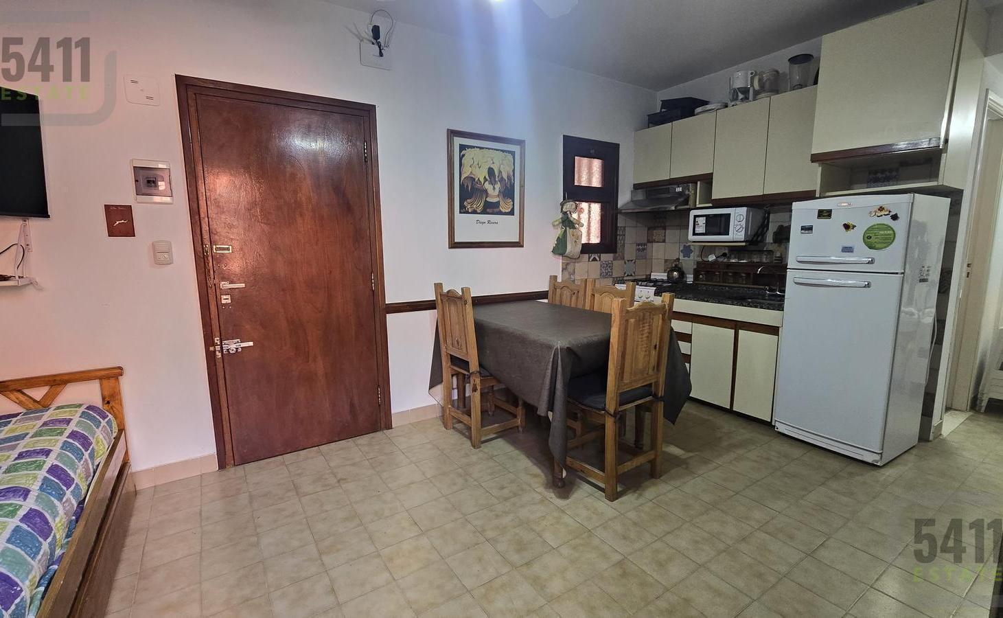 Foto de Venta Departamento 2 amb lateral con cochera en Villa Gesell, imagen 4
