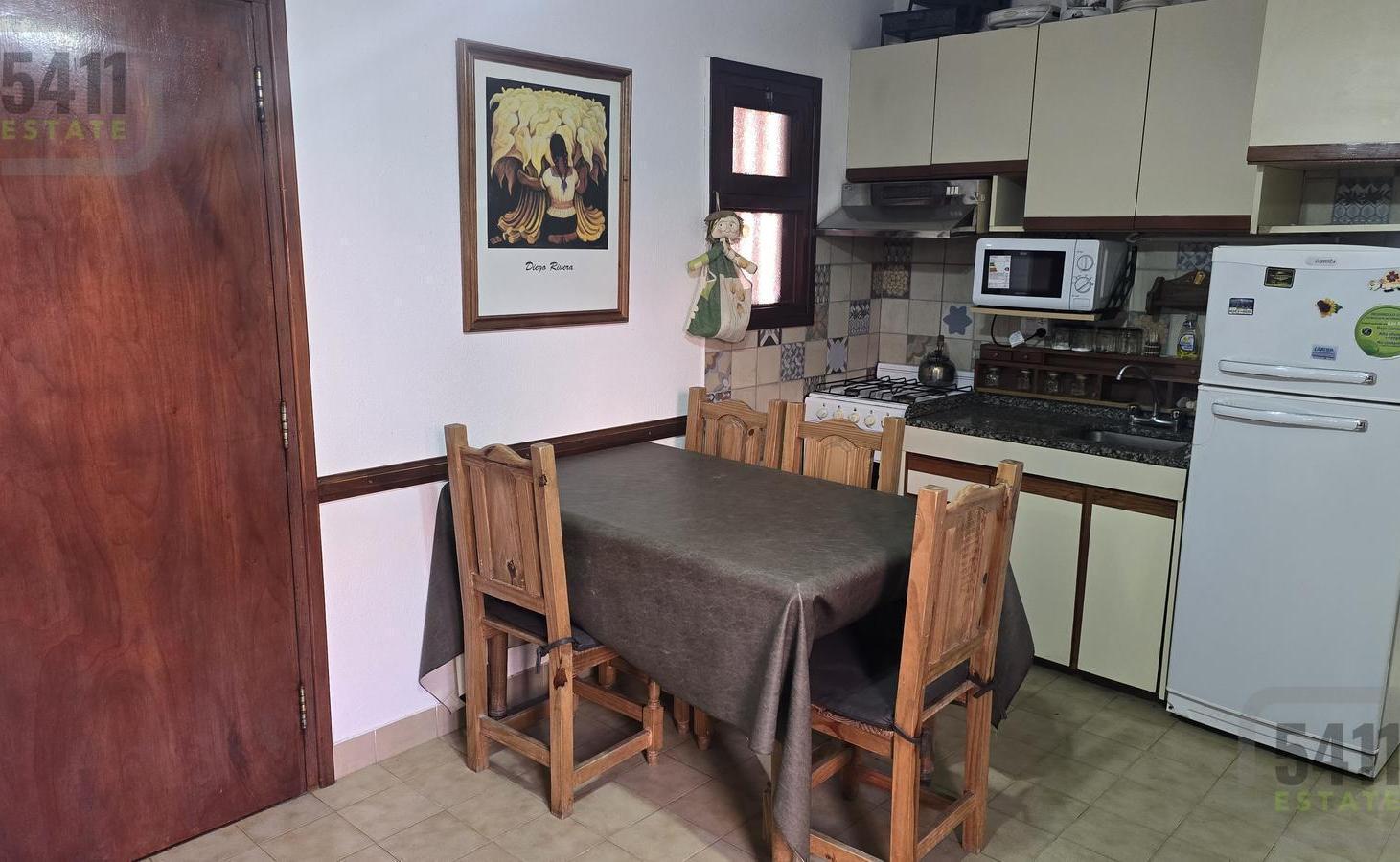 Foto de Venta Departamento 2 amb lateral con cochera en Villa Gesell, imagen 3