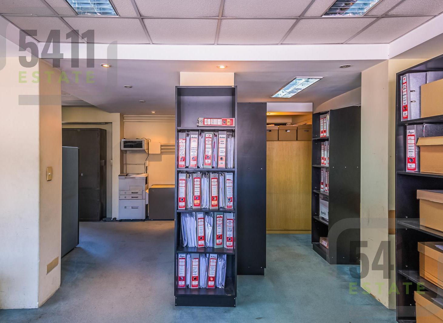 Foto de Venta Oficina 5 amb 145m2 luminosa en Monserrat, imagen 1
