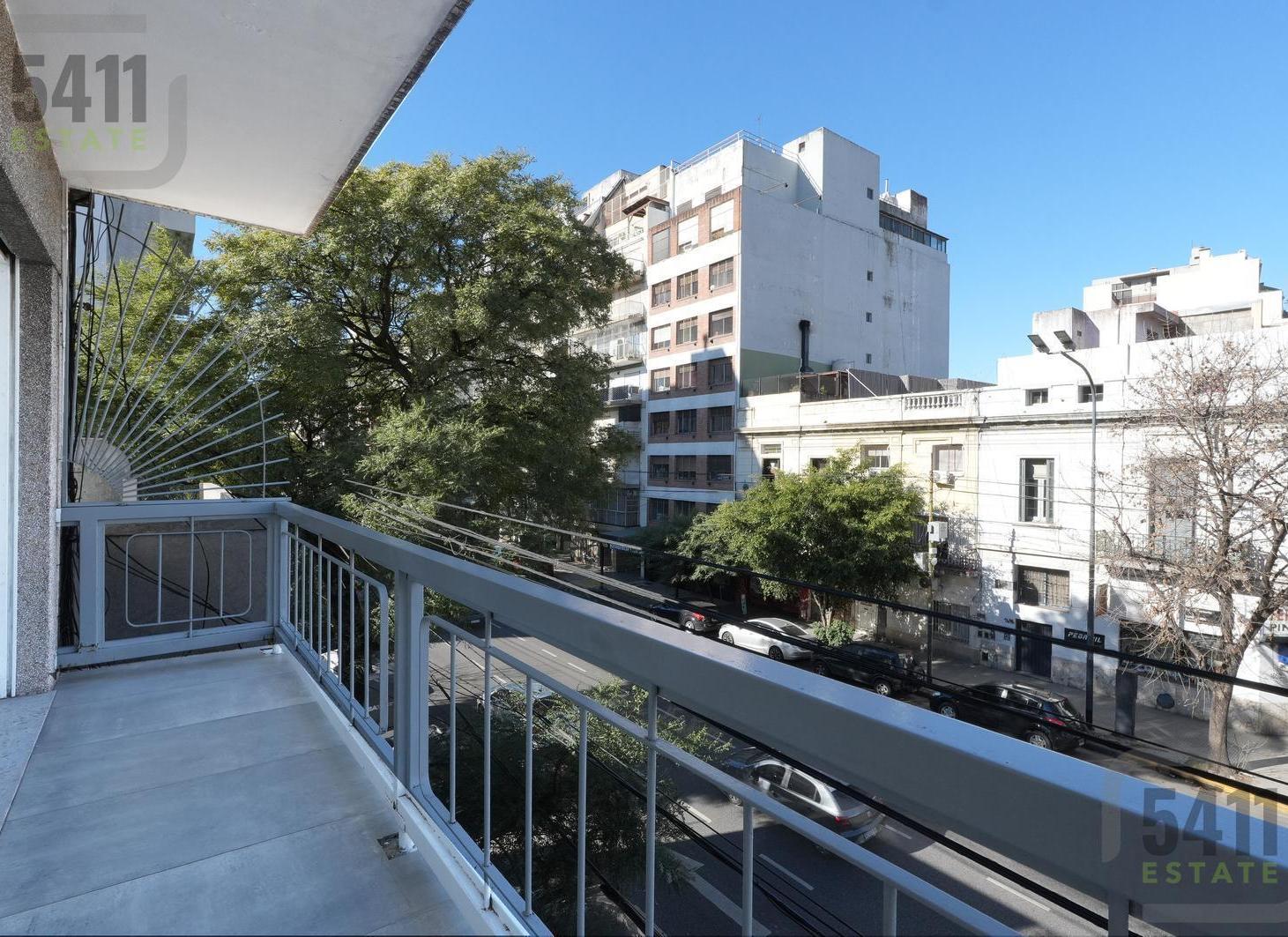 Foto de Venta PH 4 ambientes con terraza parrilla, excelente ubicacion apto, imagen 2