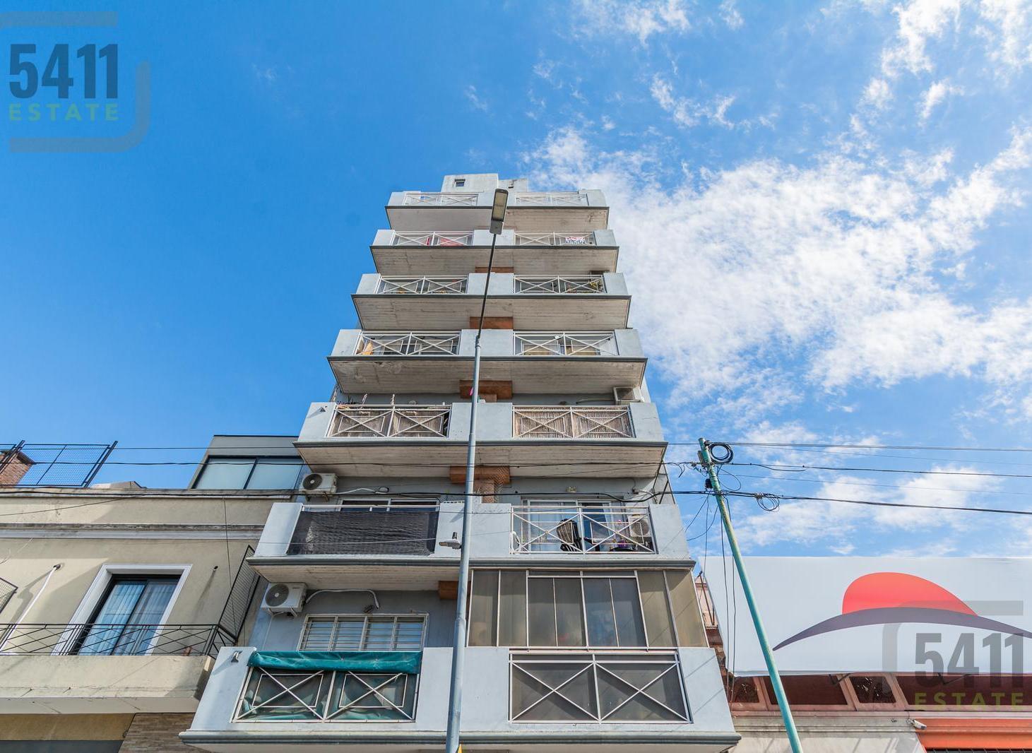 Foto de Venta Monoambiente contrafrente con patio excelente ubicacion en Villa, imagen 4