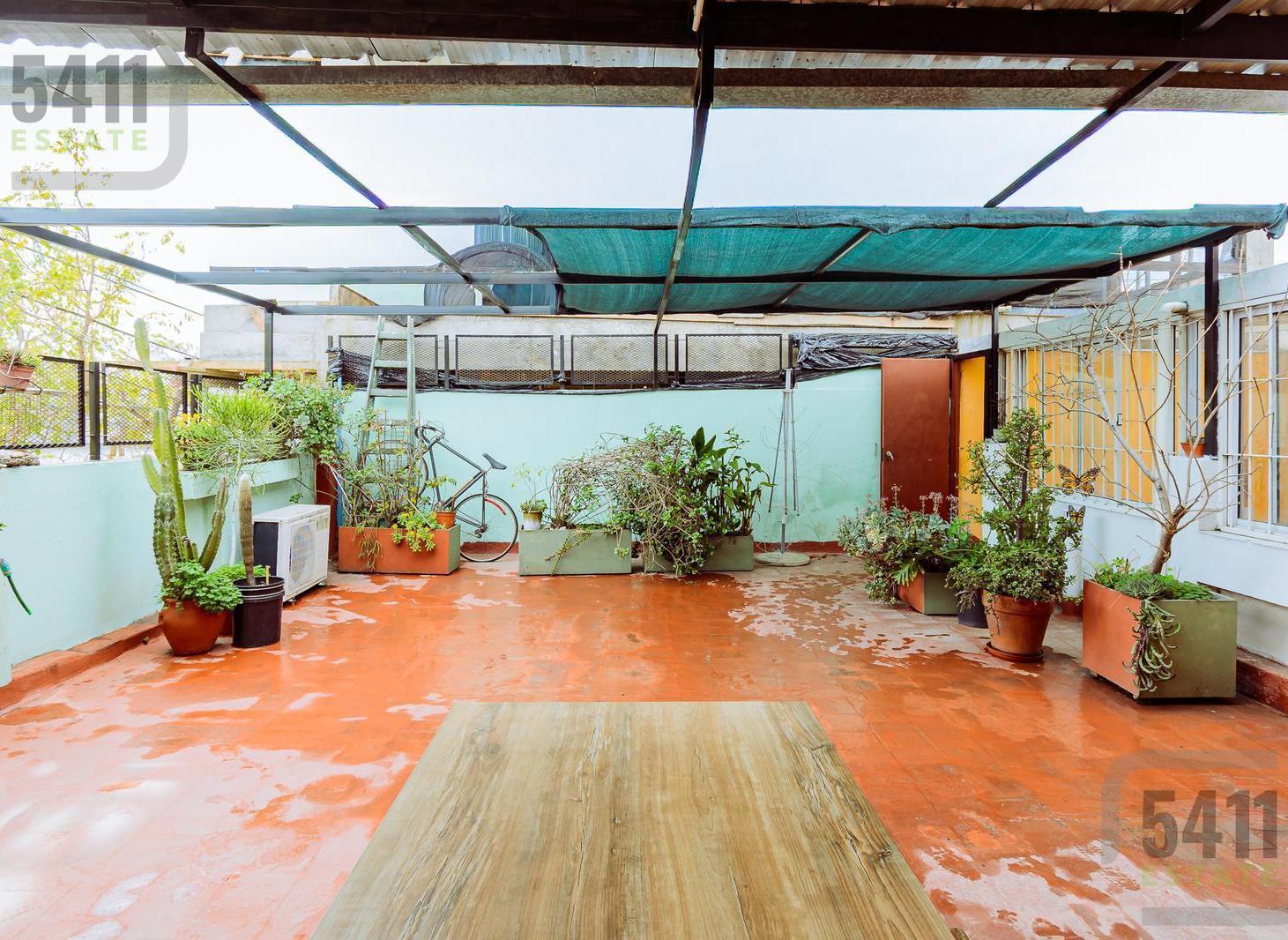 Foto de Venta Casa 5 ambientes al frente Orientacion Norte en Velez Sarsfield, imagen 3
