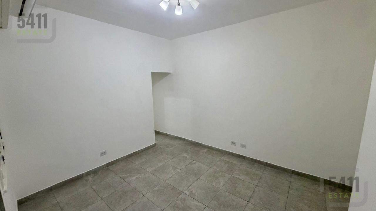Foto de Alquiler departamento 2 ambientes con patio propio en Caballito, imagen 4