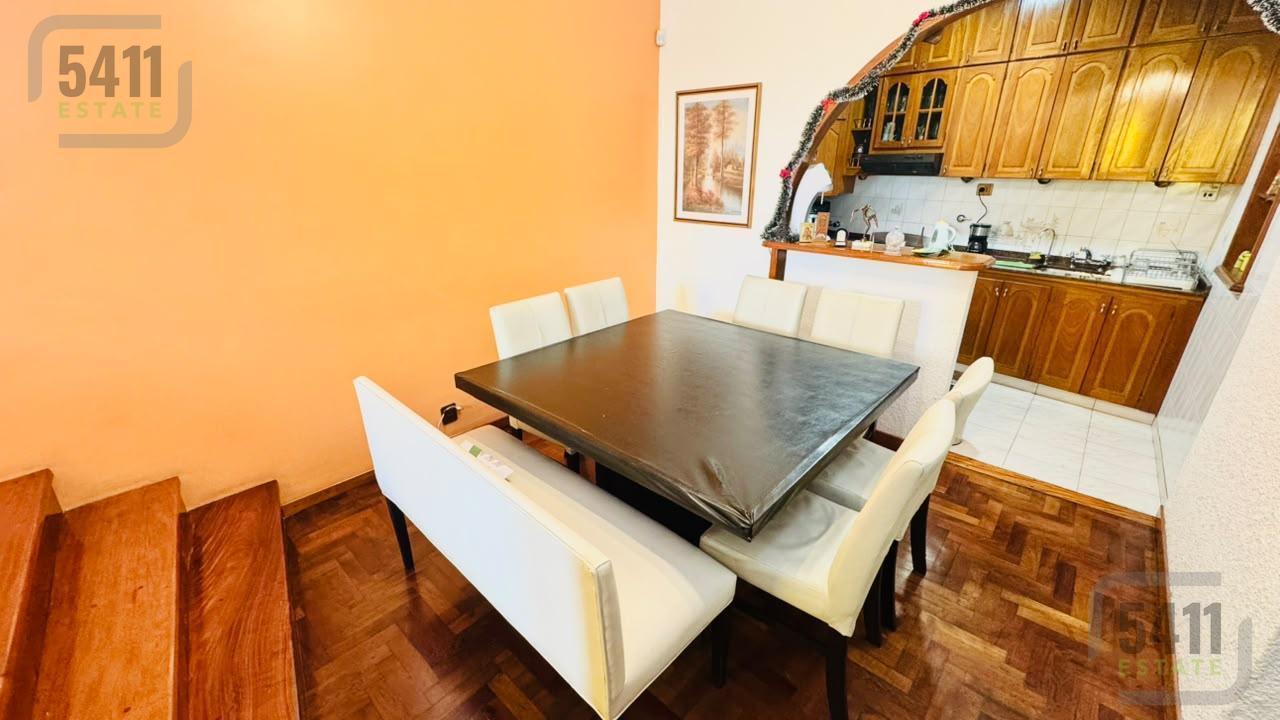 Foto de VENTA PH 4 ambientes con cochera en Liniers al frente. sin expensas, imagen 4