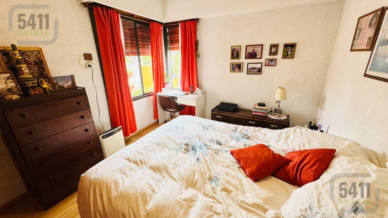 Foto de VENTA PH 4 ambientes con cochera en Liniers al frente. sin expensas, imagen 5