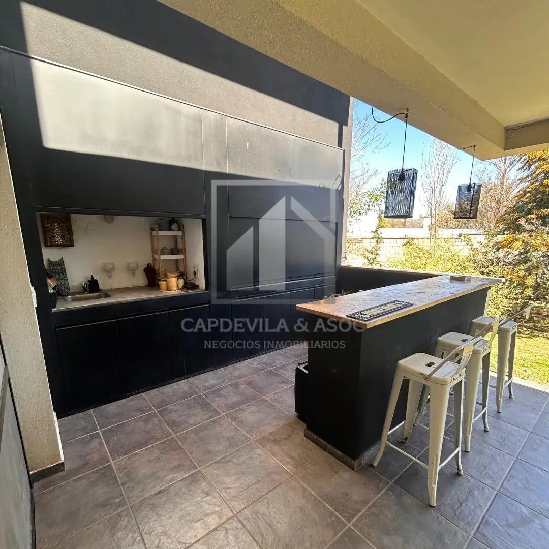 Casa en Venta – La Rufina 5