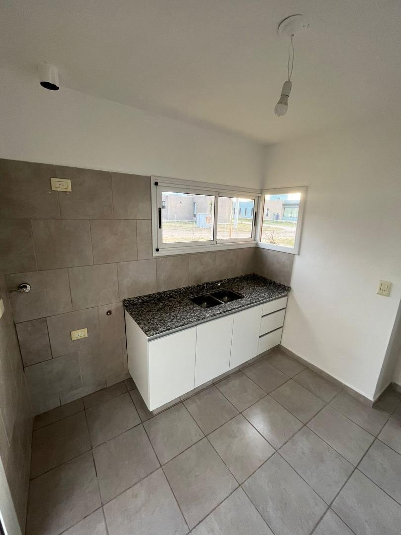 Foto de CASA EN ALQUILER - VILLA CATALINA, imagen 3