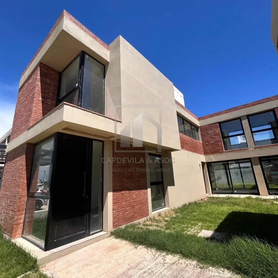 DUPLEX 3 DORMITORIOS - TERRAZAS DE MANANTIALES 1