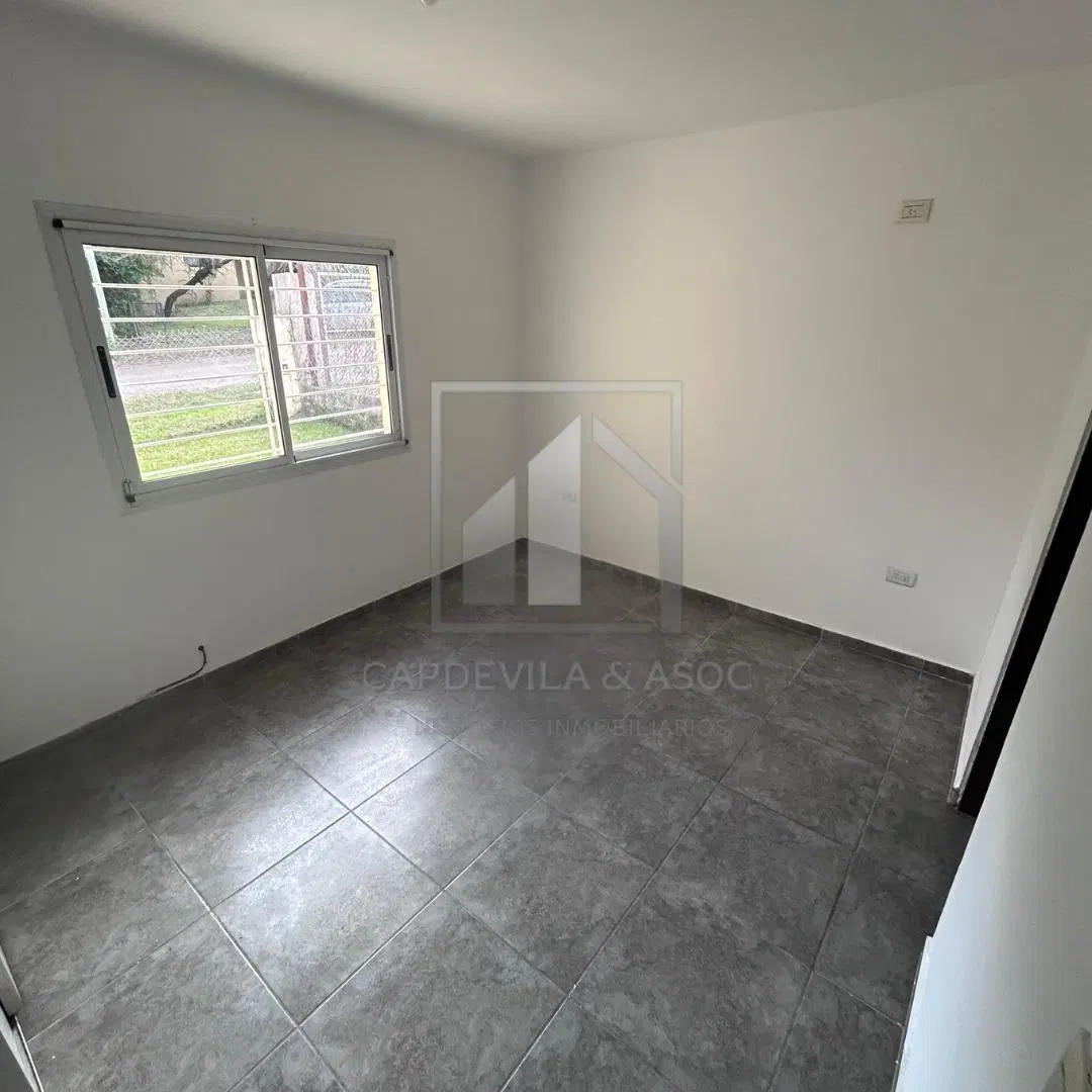 CASA EN ALQUILER - TALAR DE MENDIOLAZA 8