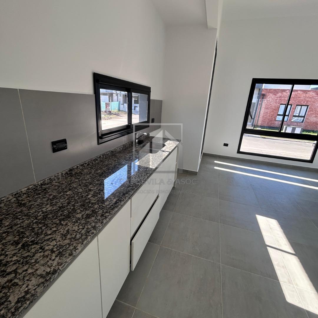 Foto de DUPLEX 2 DORMITORIOS - RINCONES DE MANANTIALES, imagen 4
