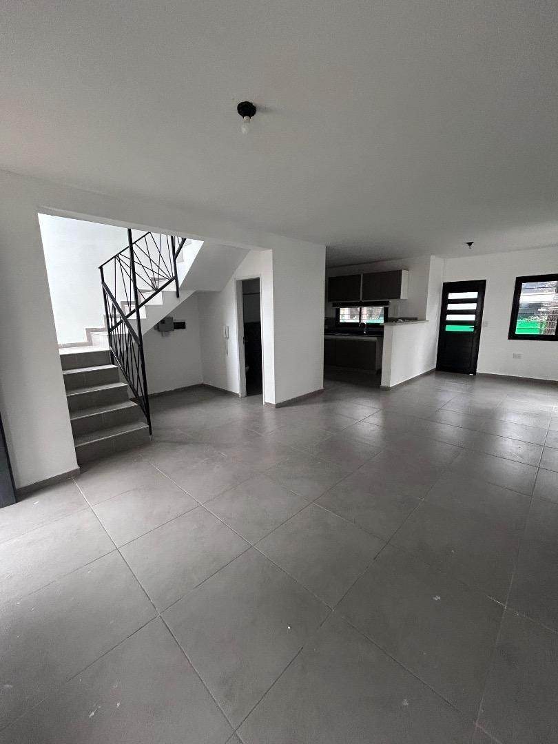 Foto de Dúplex en Alquiler – Housing Reina Sofía Villa Allende, imagen 3