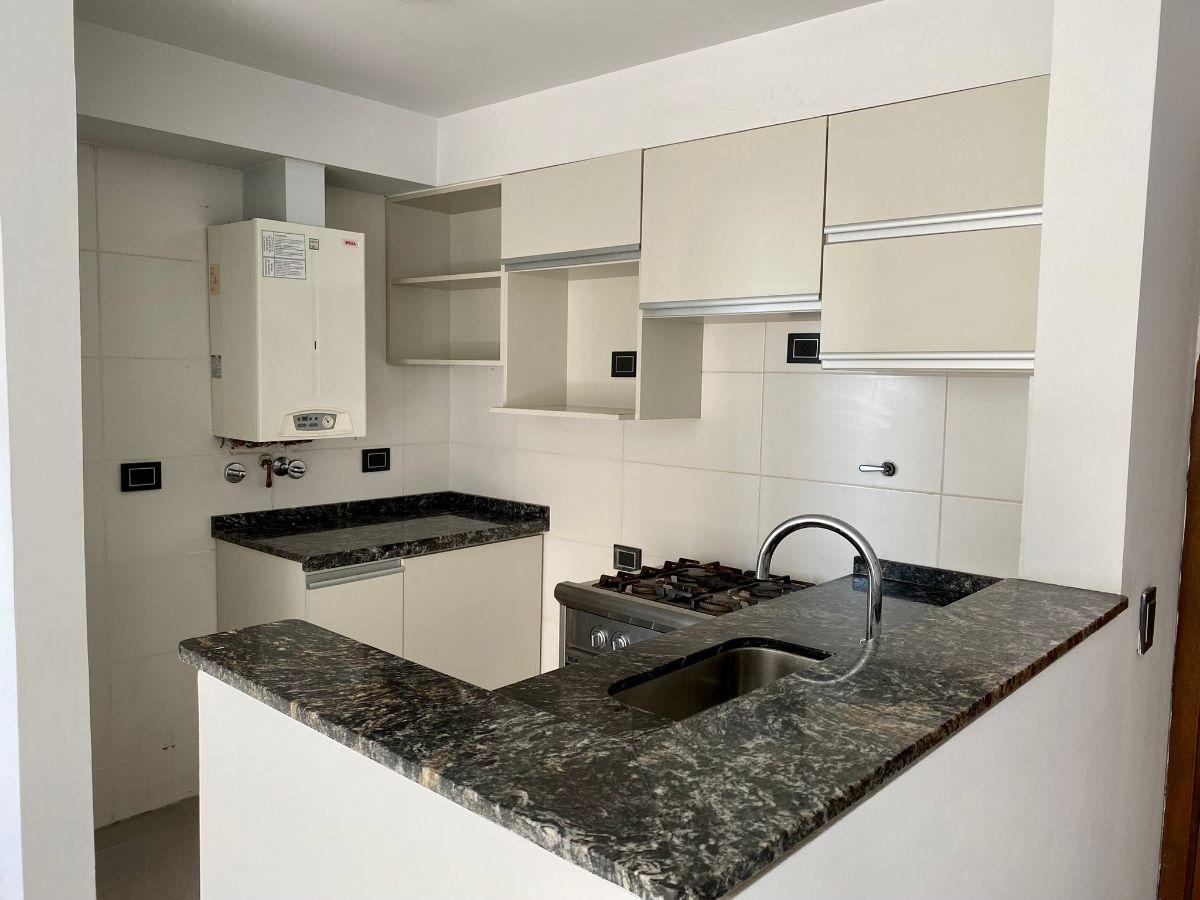 Foto de VENTA - DEPARTAMENTO - 1 DORMITORIO - OPERA LUXURY, imagen 3