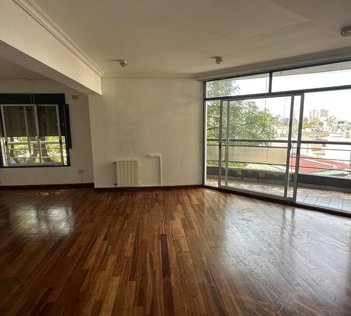 Departamento 3 Amb y Medio con Balcón Al Frente 1