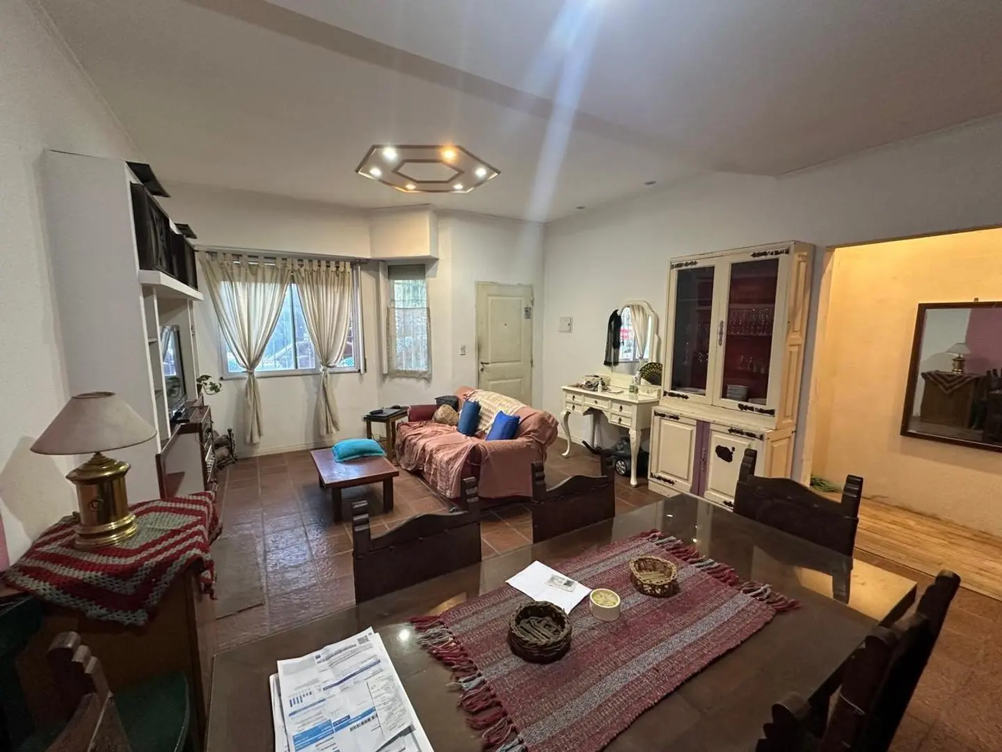 Casa en venta  5 ambientes con patio 2
