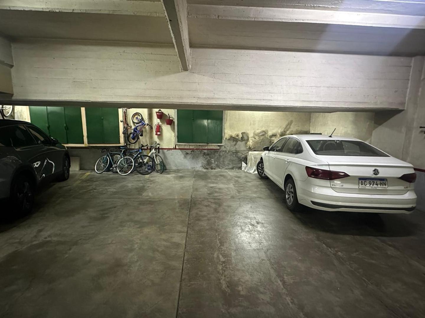 Foto de Departamento 4 ambientes con balcón en venta, imagen 4